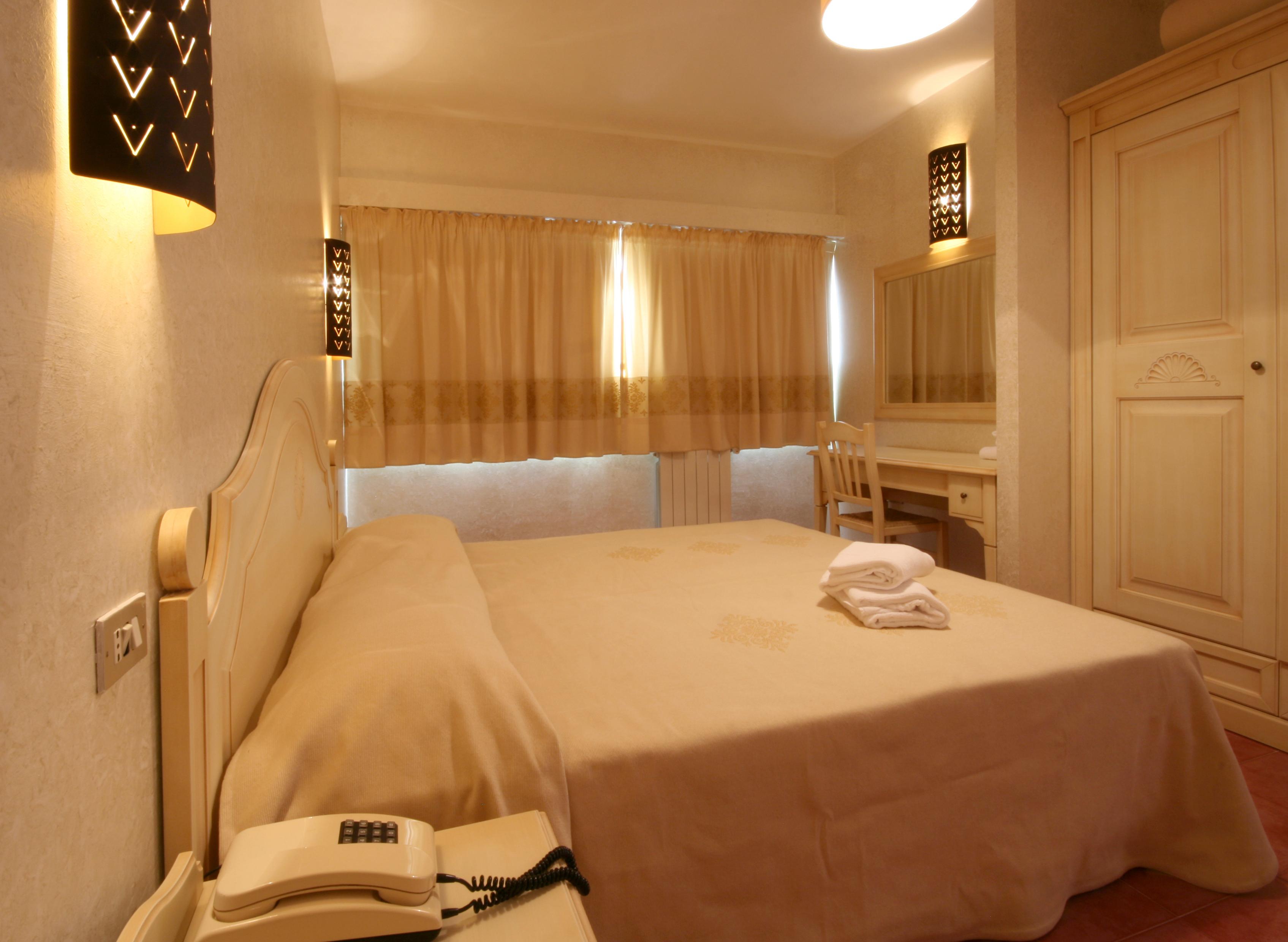 Hotel Setar Quartu Sant'Elena Phòng bức ảnh